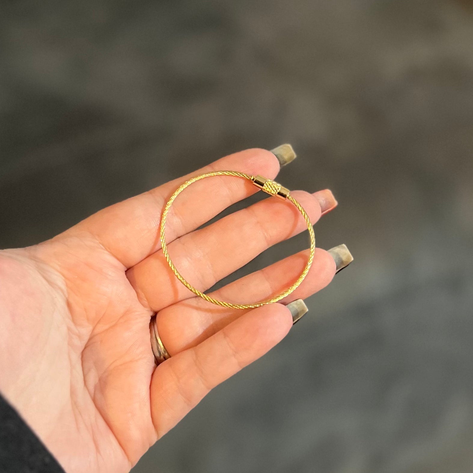 Wire Keychain Cable Thingie - Keychain Clips